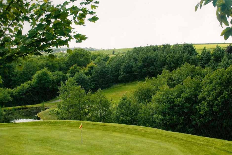 Holiday Cottages Near Golf Courses in North Devon. Libbaton Golf Club